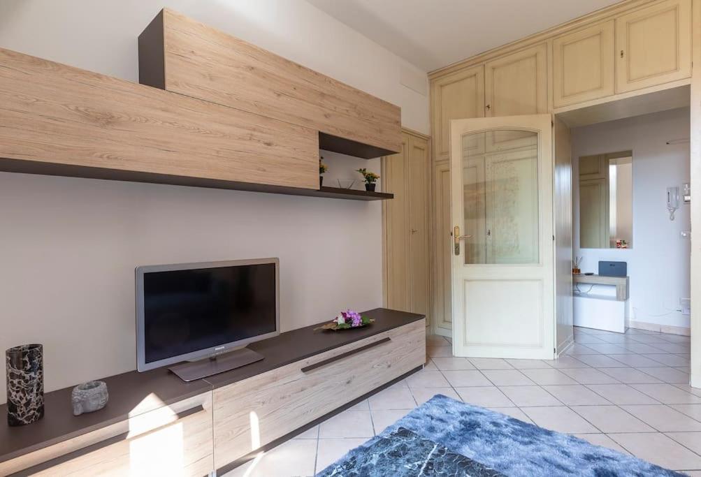 Апартаменты Residenza Sirtori Free Parking Верона Экстерьер фото